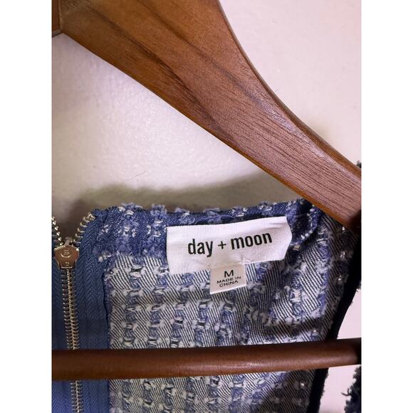 Day + Moon Blue Tweed Button Front Mini Dress Women’s Size M Square Neck - Picture 3 of 4